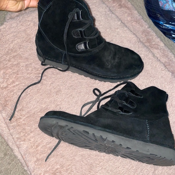 boots - Picture 2 of 5